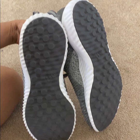 ADIDAS Men’s Shoes Alphabounce size 11 - Picture 5 of 8